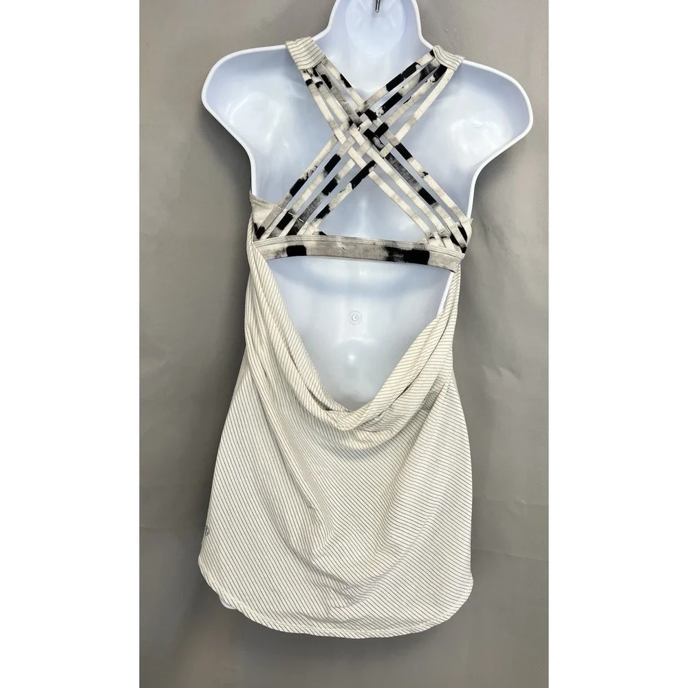 Lululemon Athletica Free To‎ Be Tank Top Built In Bra Size 6 White Striped